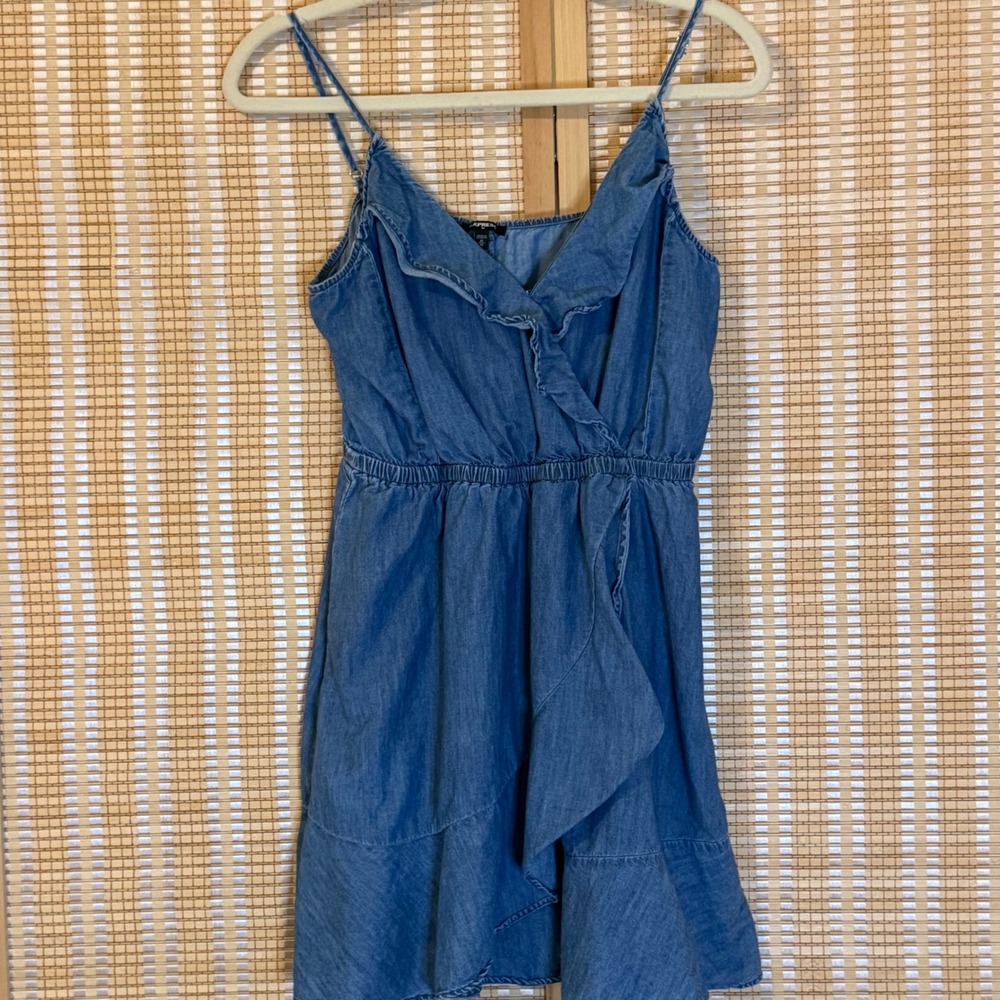 Express Womens Blue Denim Ruffle Wrap Mini Dress Sleeveless Size Medium Western